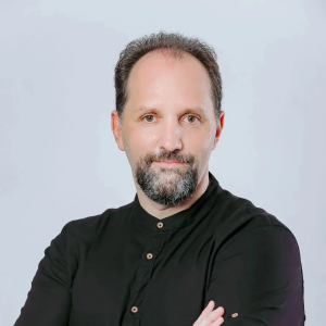 Дмитрий Модель