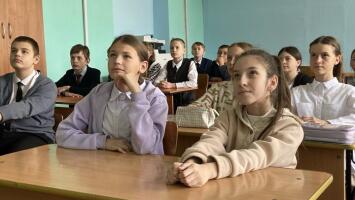 В школах Башкортостана проходят уроки, приуроченные Эстафете "Мои финансы"