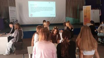 Квиз "Первые деньги" в летнем оздоровительном лагере "Юность"