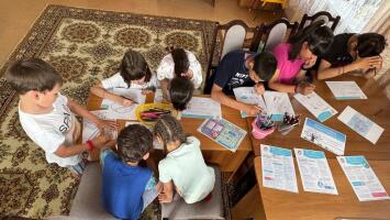 Воспитанники Центра семьи г. Минусинска приняли активное участие в познавательном занятии «В мире финансов», которое прошло в рамках 5 этапа масштабной Всероссийской просветительской эстафеты «Мои финансы»