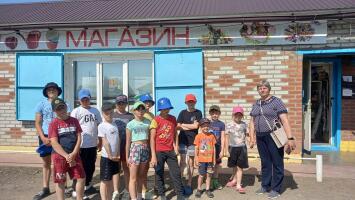 Игра "Продавец и покупатель" в Скрипачниковской ООШ