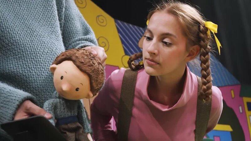 Куклы против мошенников  Как мошенники обманывают детей с помощью онлайн-игр?  🎭 Об этом в рамках проекта «Лови на слове» расскажут актёры Брянского областного театра кукол Арина Соколова и Алексей Лысцев